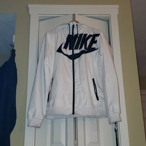 Nike wind breaker